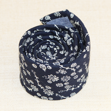 Load image into Gallery viewer, Dark Blue Floral Tie