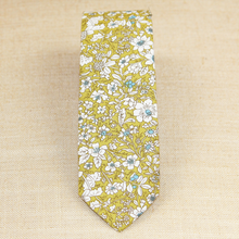 Load image into Gallery viewer, Green Floral Tie